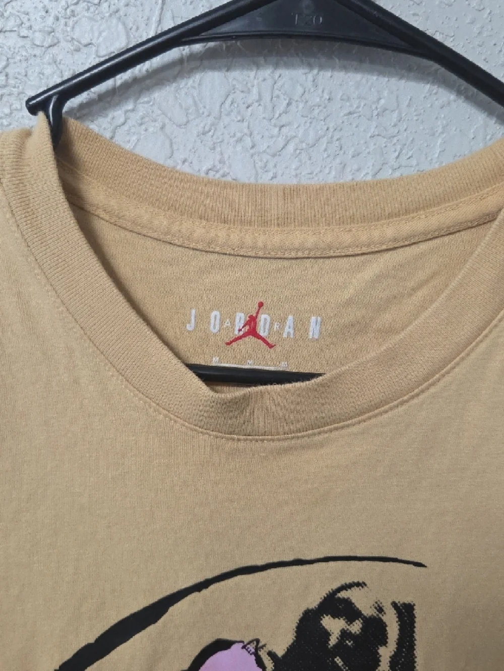 Jordan Tan Short Sleeve Tee with Pink & Yellow Graphic Midium Sz [1034]